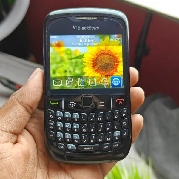 BlackBerry Curve 8520 Refurbished - COD Available