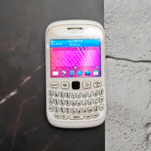 BlackBerry 9320 White - Pre-Owned/Used
